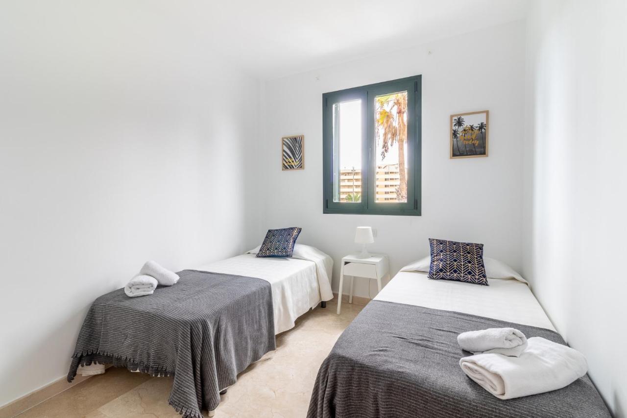 Flatguest San Fernando + 4Bdr + Terrace + Parking Villa San Bartolomé Екстериор снимка