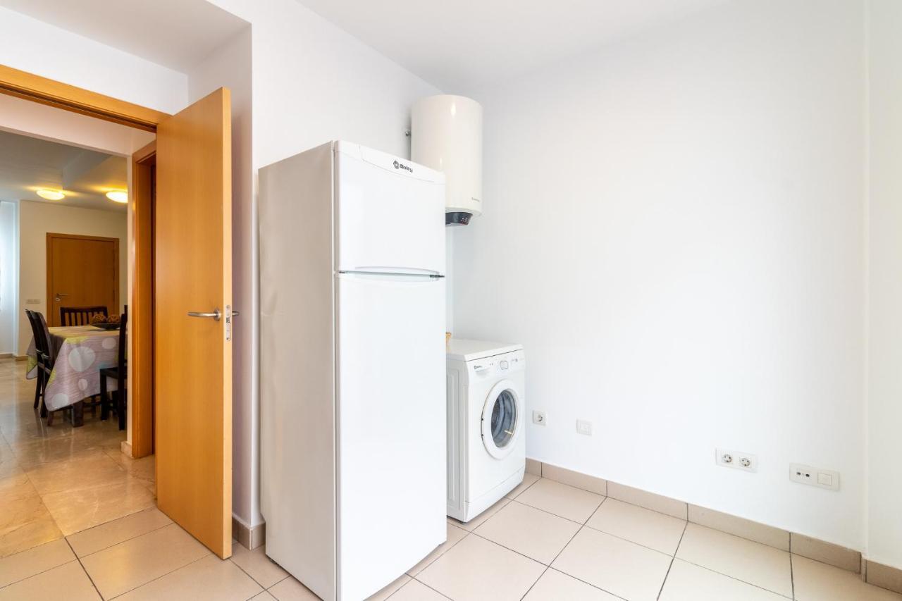 Flatguest San Fernando + 4Bdr + Terrace + Parking Villa San Bartolomé Екстериор снимка