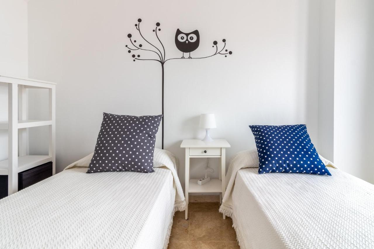 Flatguest San Fernando + 4Bdr + Terrace + Parking Villa San Bartolomé Екстериор снимка